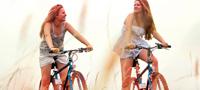 Immagine di due giovani donne in bicicletta. L’immagine mostra che potete fare la maggior parte delle cose anche quando avete il ciclo: andare in bici, andare in palestra, nuotare, ecc.